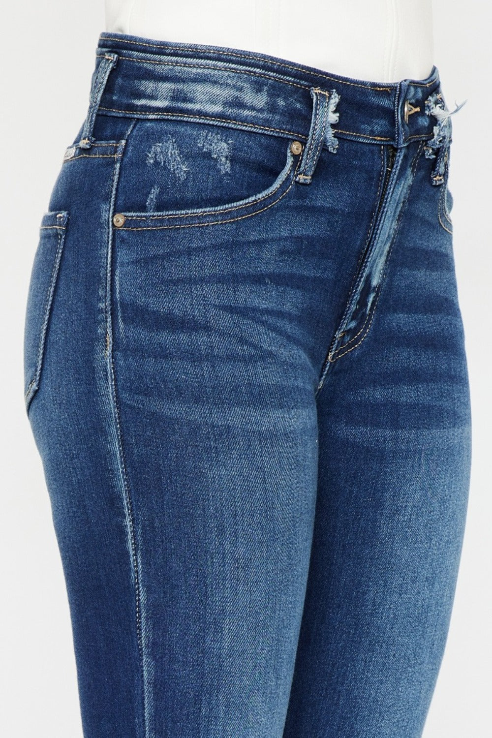Close-up of Contour Luxe Skinny Jeans details