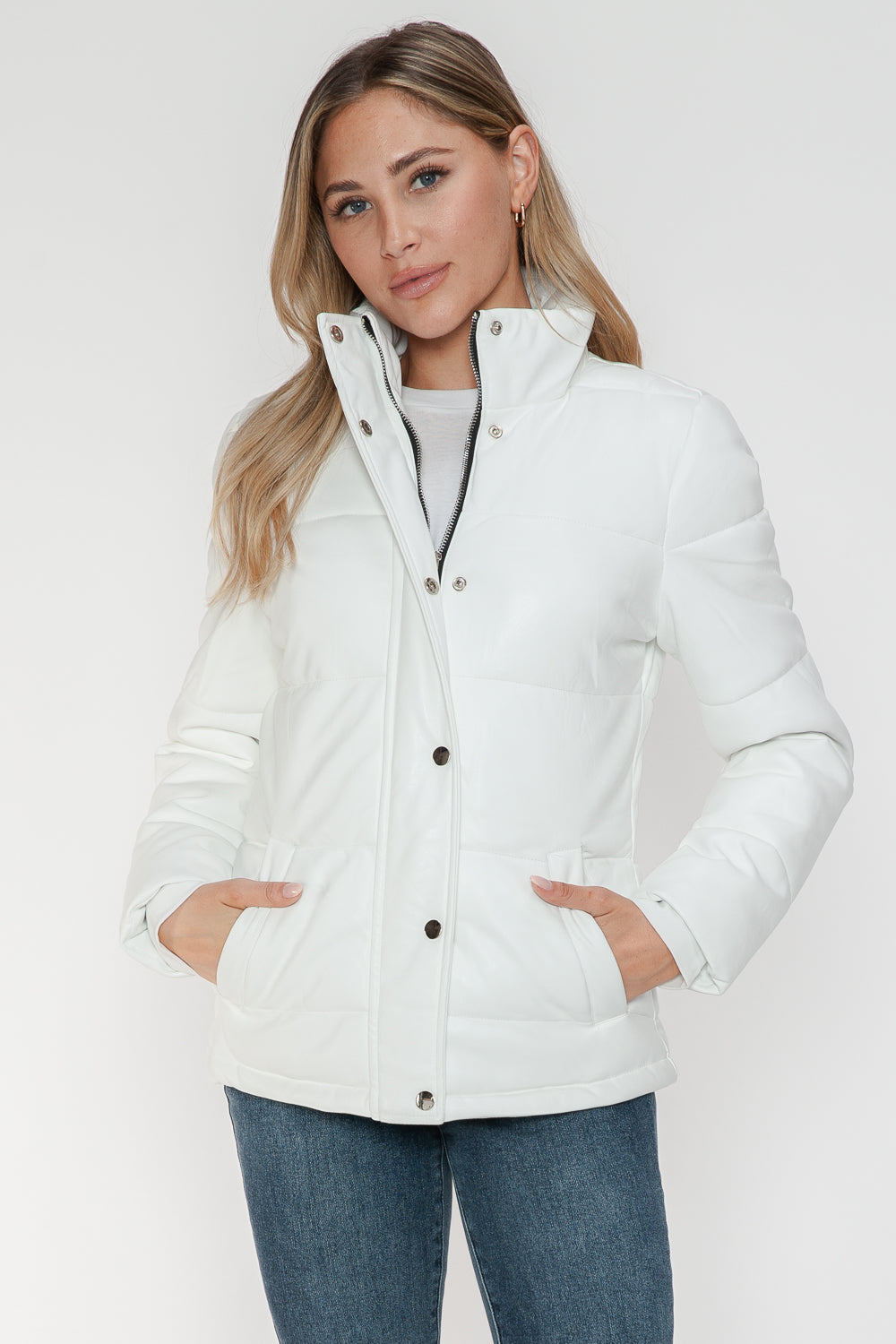 White Velours Éclat Jacket buttoned up, front view