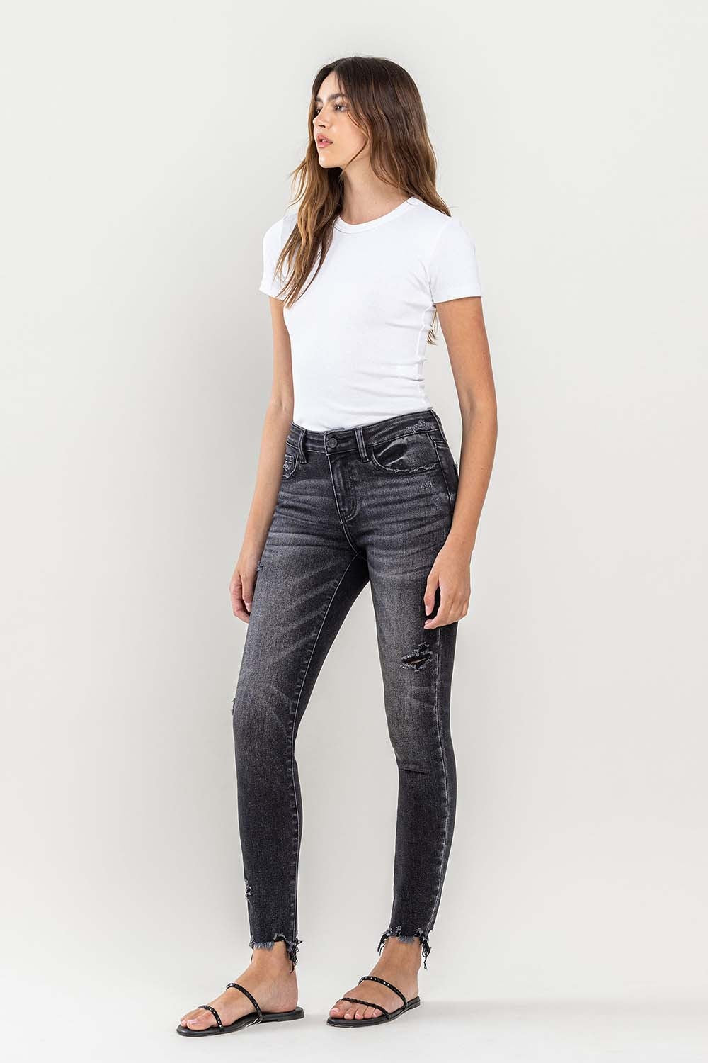 Raw Hem Cropped Skinny Jeans | Jeans - CHANELIA