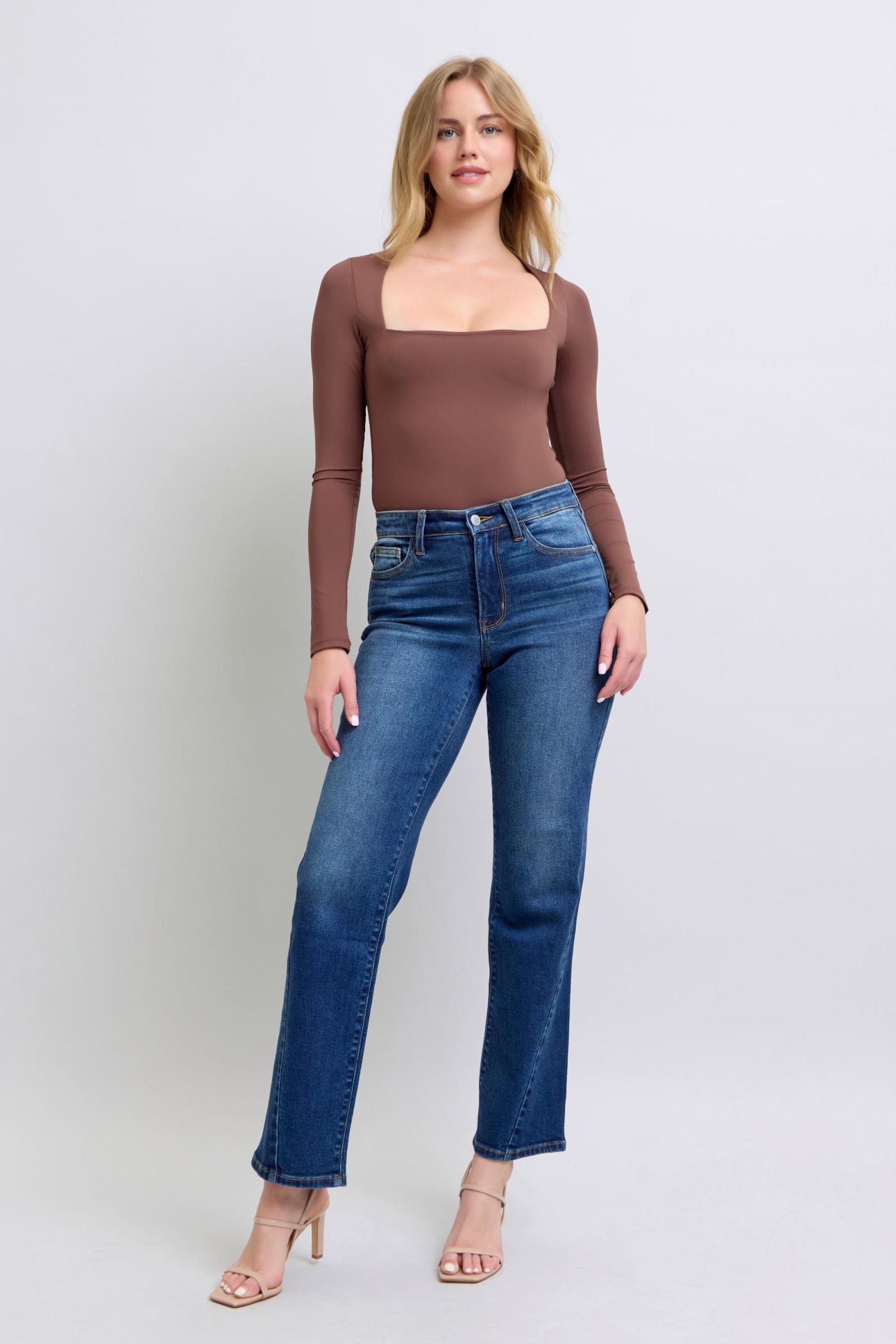 Model wearing CHANELIA Elegance Straight Jeans