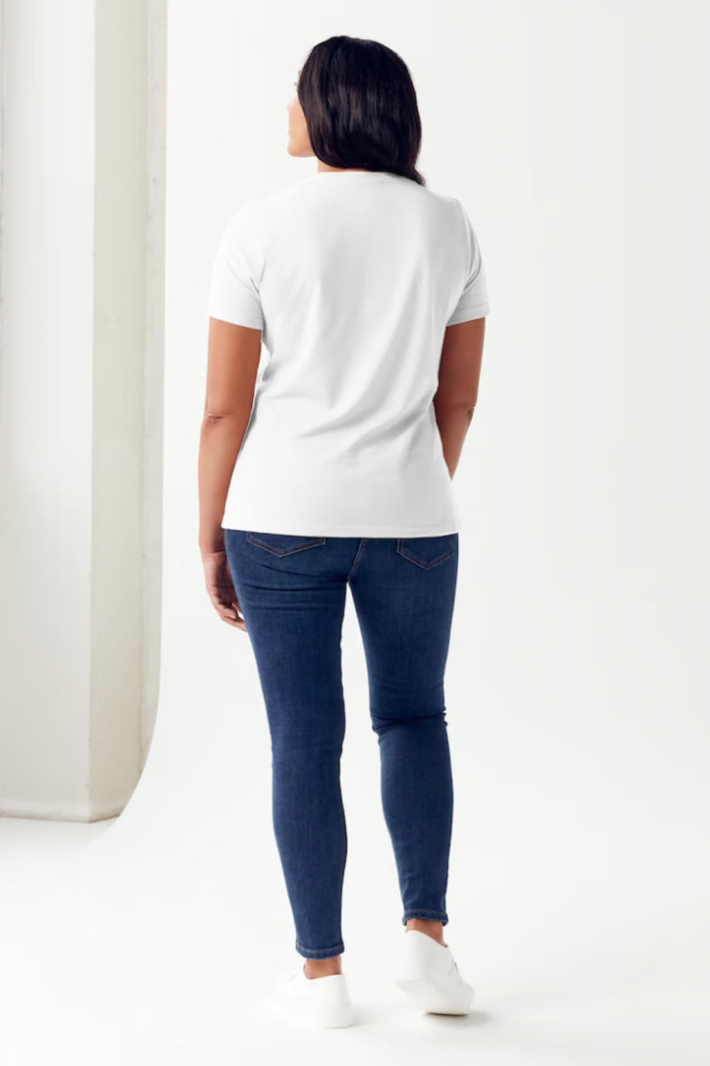 White Long Live Cowgirls Graphic Tee side view