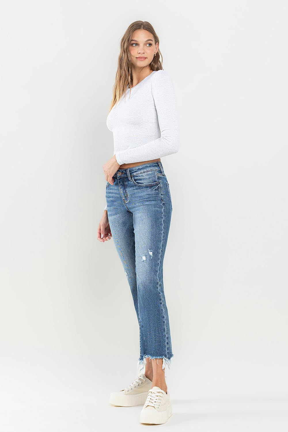 Mid Rise Frayed Hem Jeans | Jeans - CHANELIA