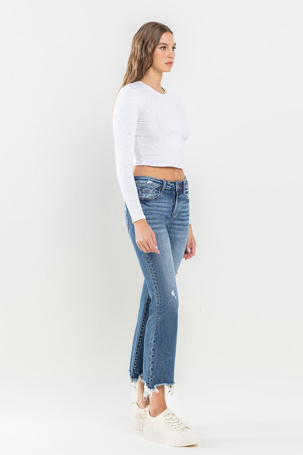 Mid Rise Frayed Hem Jeans | Jeans - CHANELIA