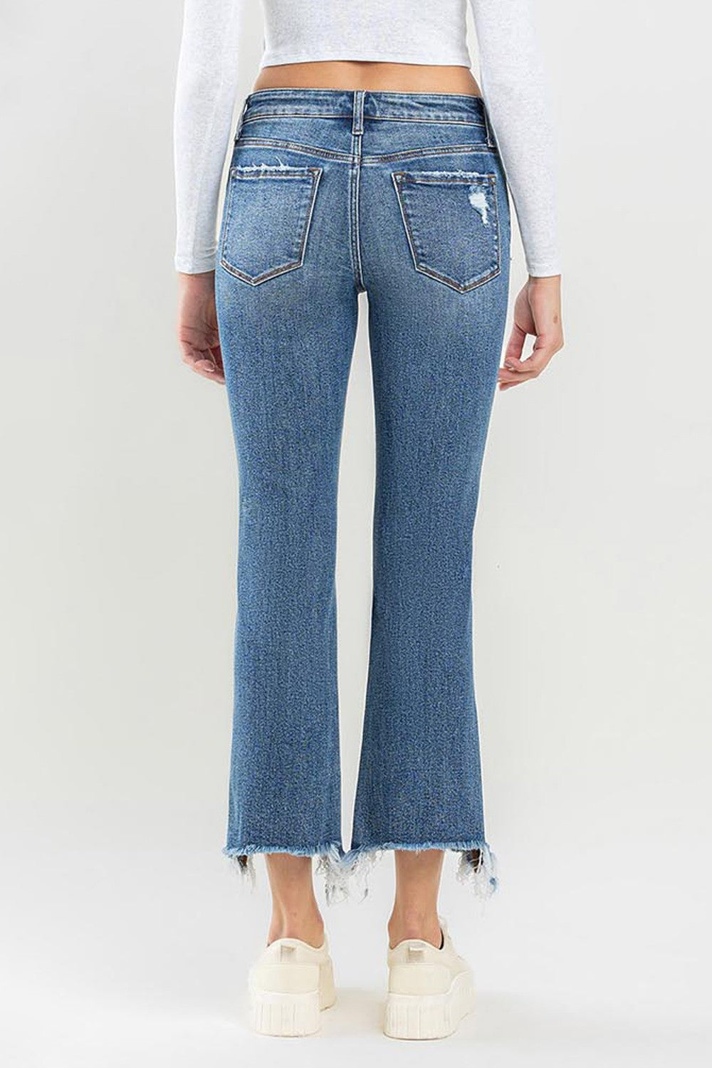 Mid Rise Frayed Hem Jeans | Jeans - CHANELIA