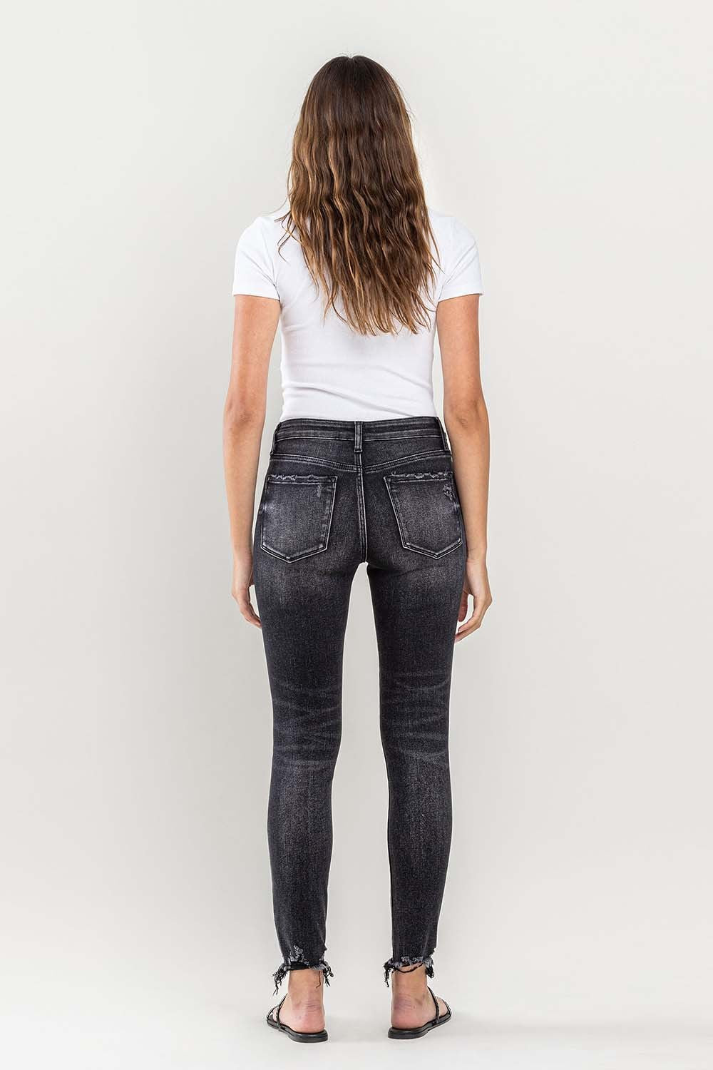 Raw Hem Cropped Skinny Jeans | Jeans - CHANELIA