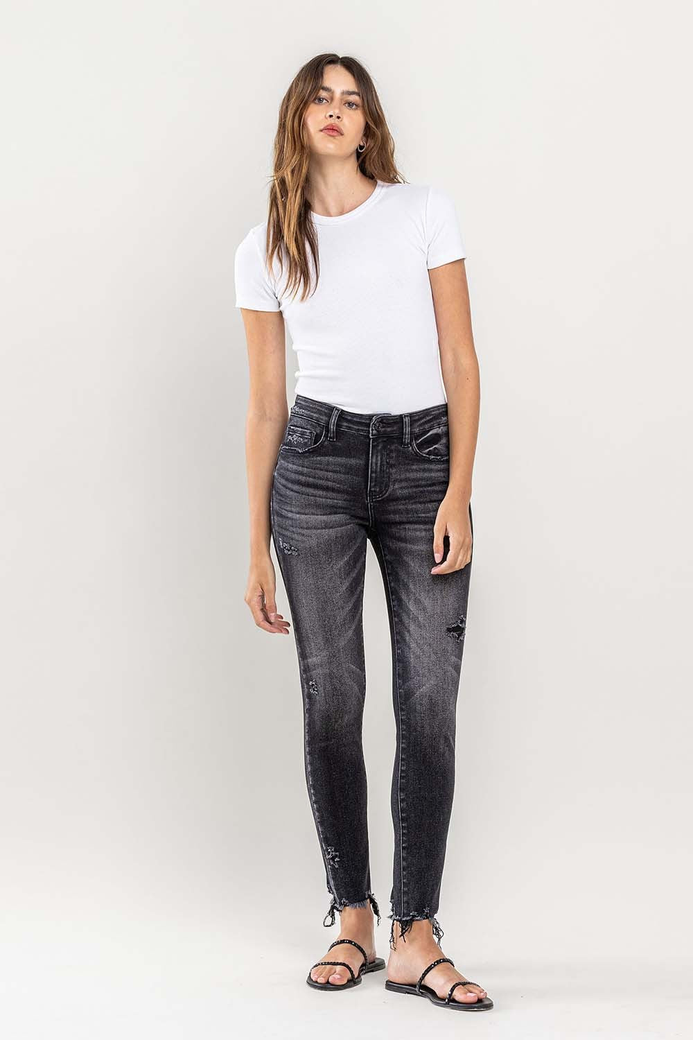 Raw Hem Cropped Skinny Jeans | Jeans - CHANELIA