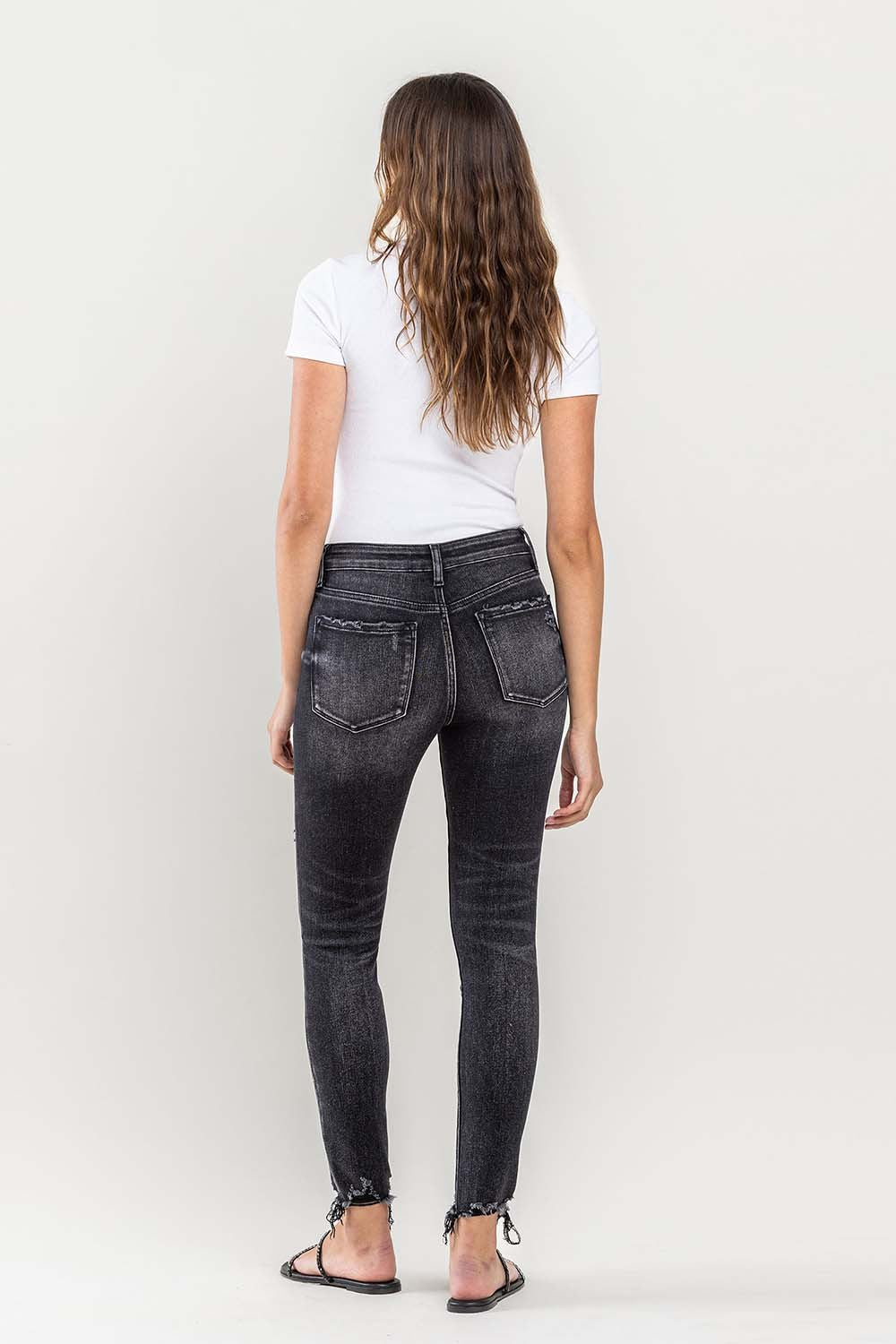 Raw Hem Cropped Skinny Jeans | Jeans - CHANELIA