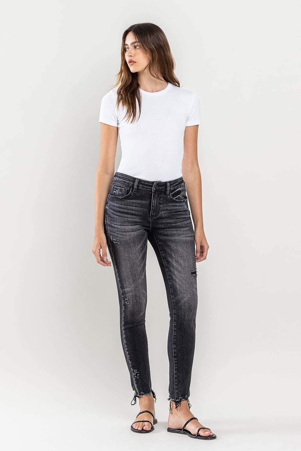 Raw Hem Cropped Skinny Jeans | Jeans - CHANELIA