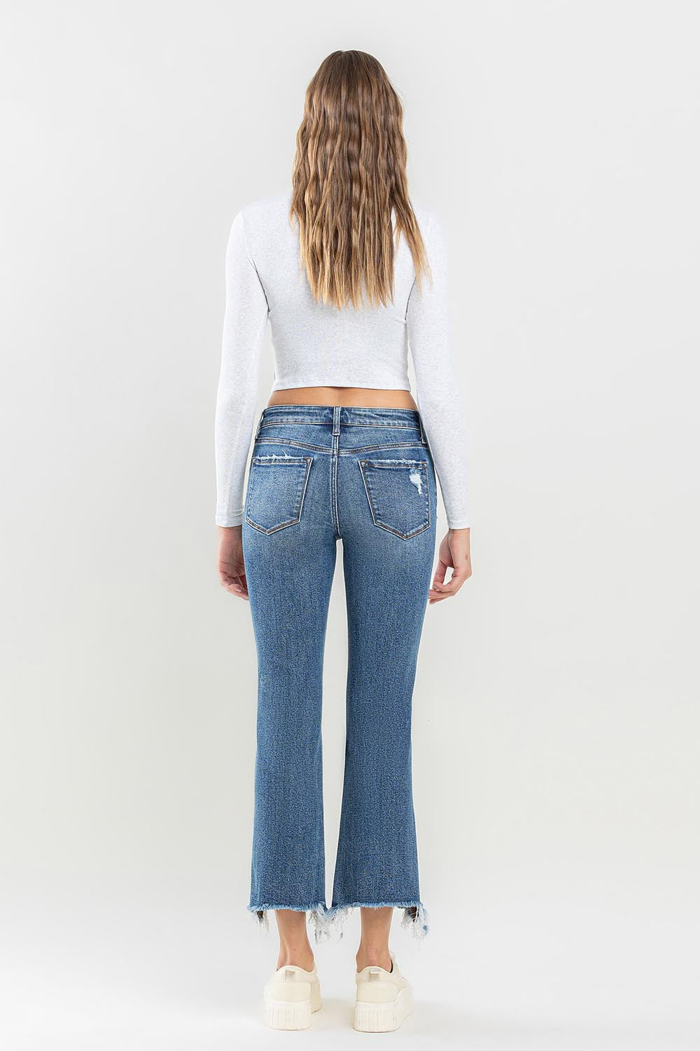 Mid Rise Frayed Hem Jeans | Jeans - CHANELIA