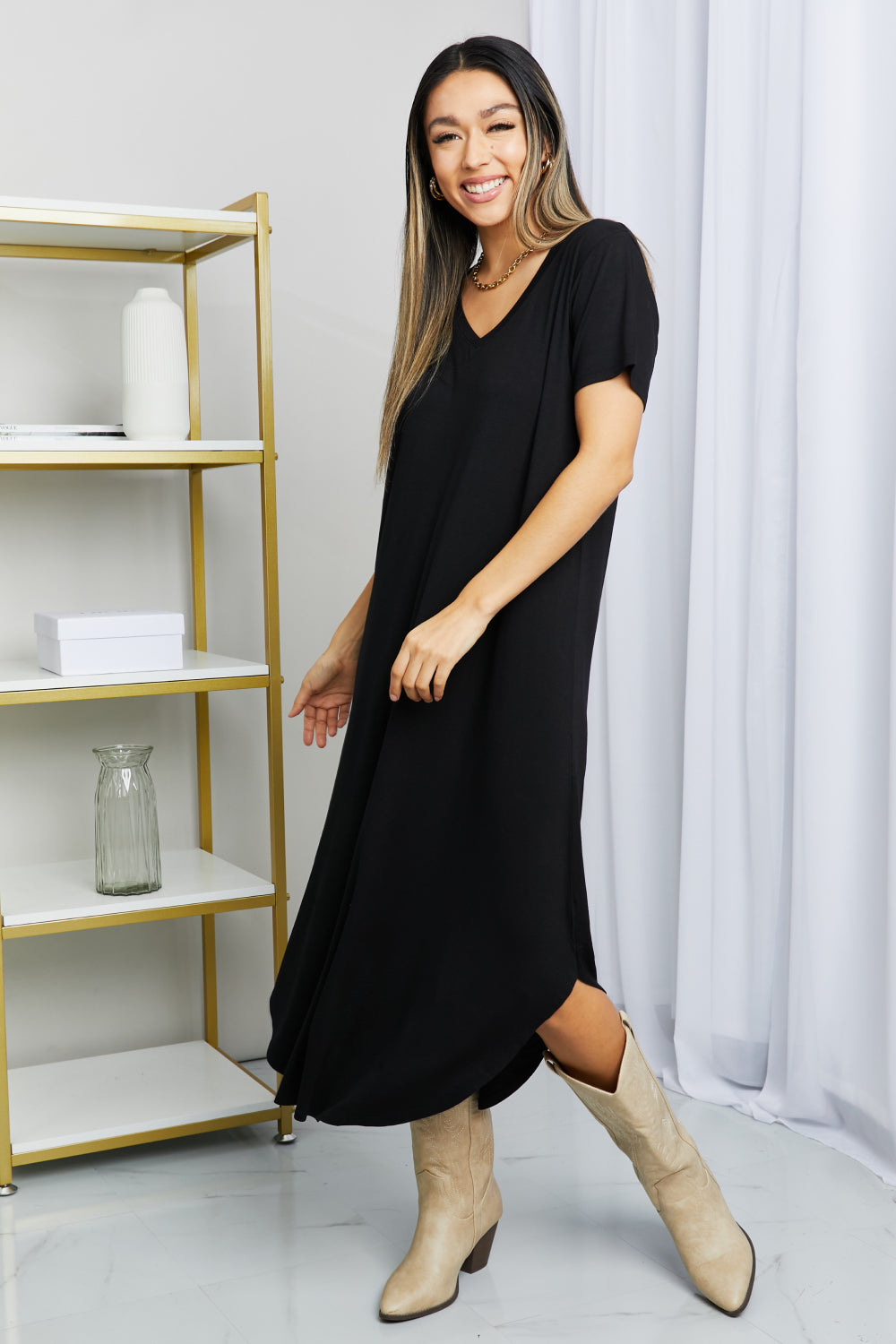 HYFVE V-Neck Short Sleeve Curved Hem Dress in Black | Dresses - CHANELIA