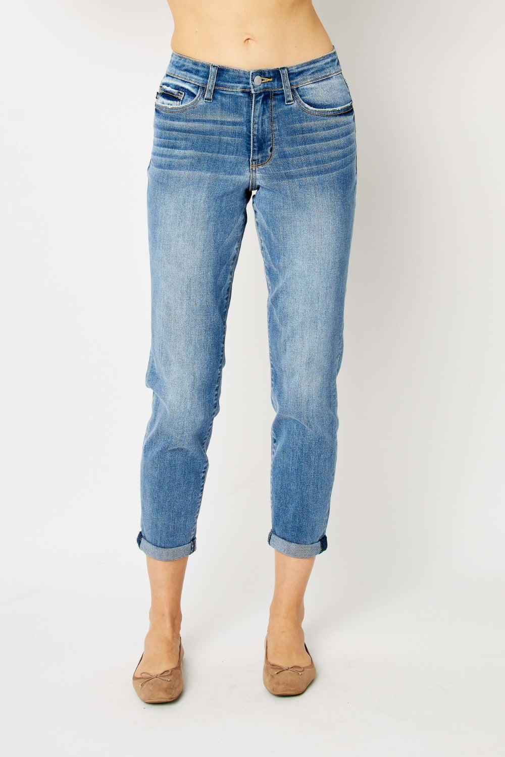 Cuffed Hem Slim Jeans | Jeans - CHANELIA