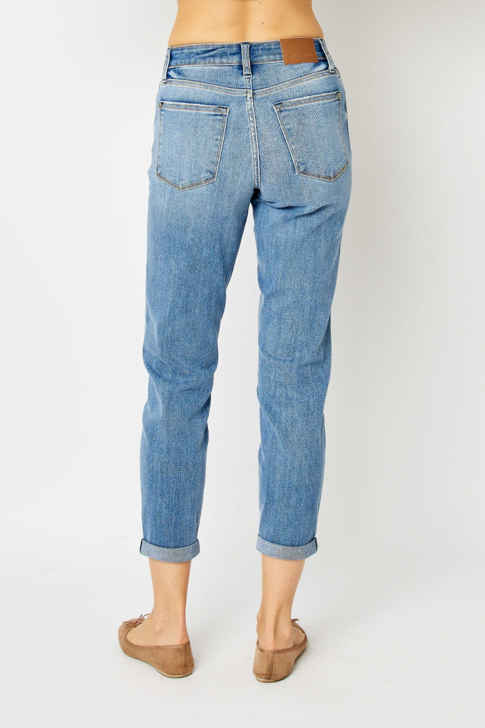 Cuffed Hem Slim Jeans | Jeans - CHANELIA