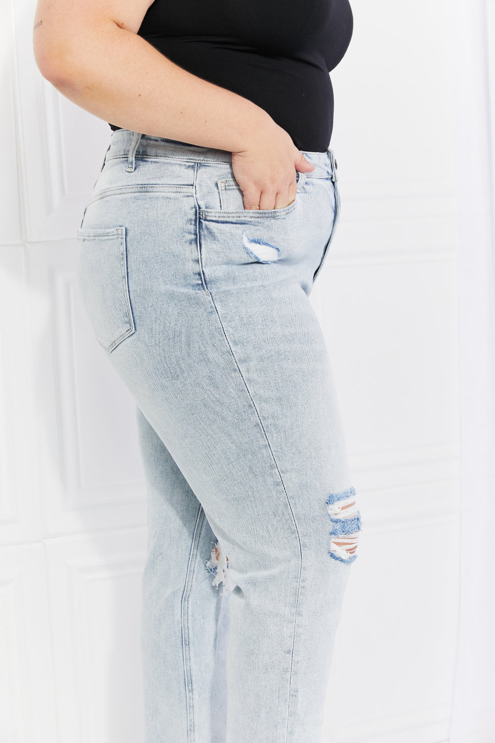 VERVET Stand Out Full Size Distressed Cropped Jeans | - CHANELIA
