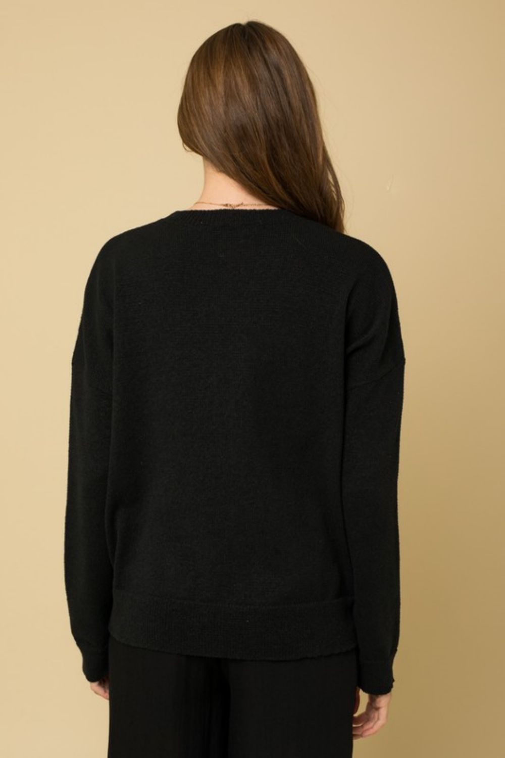Gilli Full Size WIFEY Graphic Pullover Sweater | - CHANELIA
